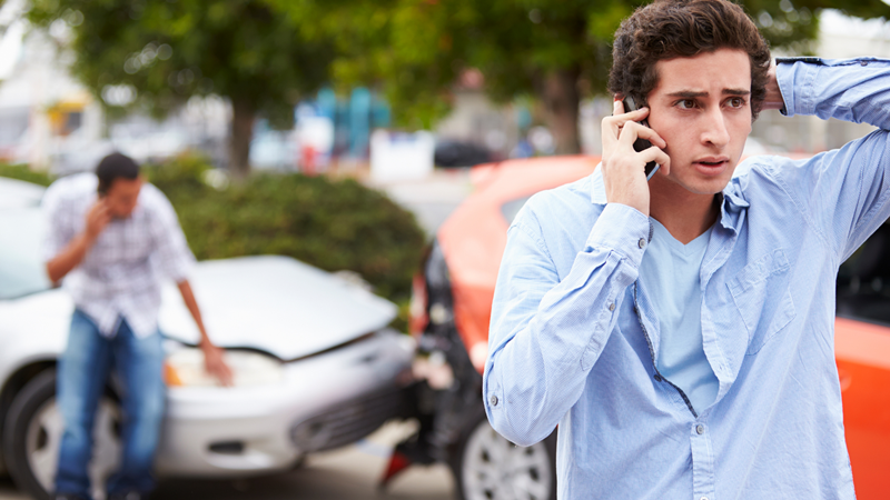 parties to a car accident use their phones