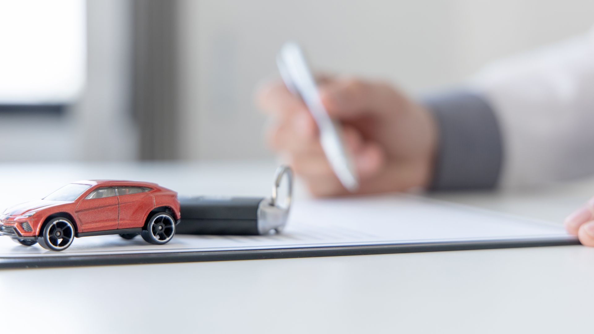Can You Sue an Uninsured Driver After a Car Accident in Jackson, Mississippi
