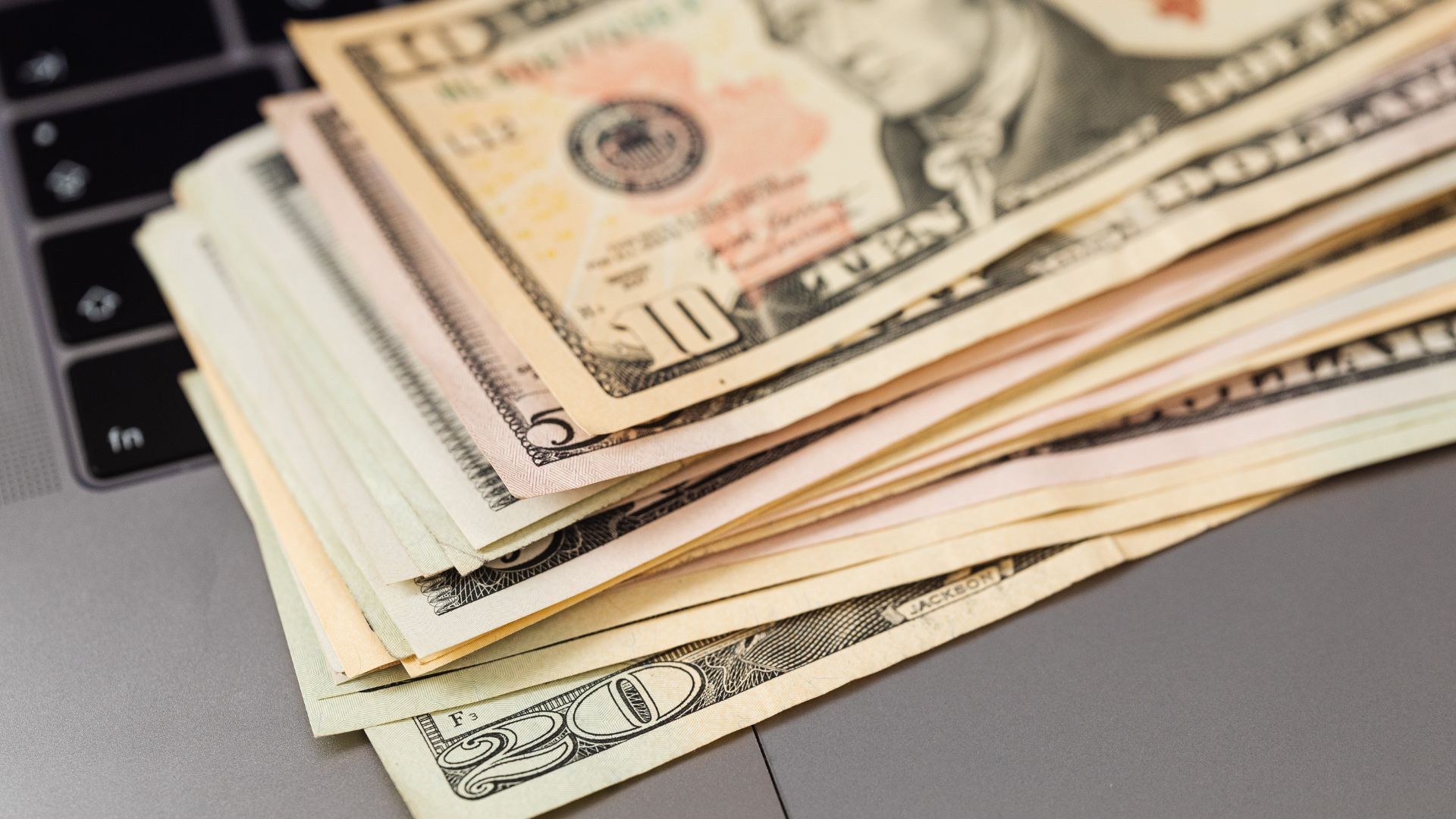 Rollover Crash in Biloxi Leaves Two Fatalities